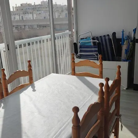 4 Estaciones Apartment *